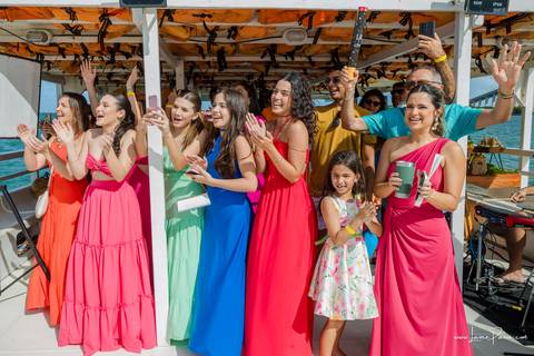 aniversario, 15 anos, em barco, litoral norte, natal, praia da redinha, fim de tarde, festa,  por do sol, diversão, decoracao, festa, amizade, familia, '
