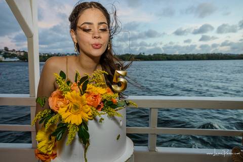 aniversario, 15 anos, em barco, litoral norte, natal, praia da redinha, fim de tarde, festa,  por do sol, diversão, decoracao, festa, amizade, familia, '