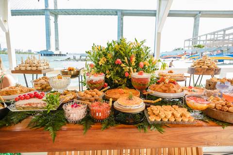 aniversario, 15 anos, em barco, litoral norte, natal, praia da redinha, fim de tarde, festa,  por do sol, diversão, decoracao, festa, amizade, familia, '