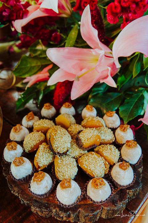 casamento, fotografia de casamento, fotógrafo de casamento, casal, wedding, fotografo em natal, casamento civil, decoração, casamento natal, cerimonialista Rosania Amara, flor e flor, vestido de noiva, familia, festa, casamento a tarde, fim de dia'