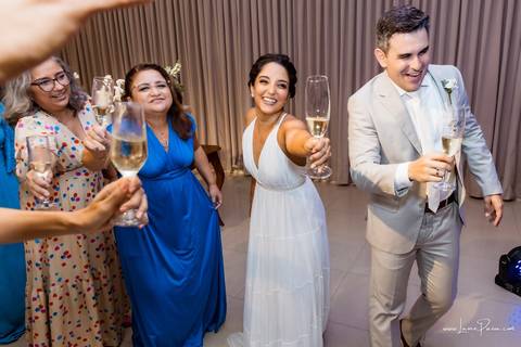 casamento, fotografia de casamento, fotógrafo de casamento, casal, wedding, fotografo em natal, casamento religioso, decoração, casamento natal, valeria Calazans, catolico, igreja de candelaria,  vestido de noiva, familia, festa, casamento de dia, diurno'