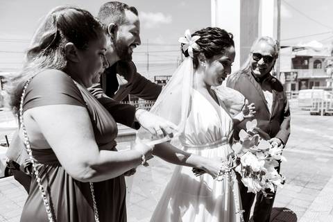 casamento, fotografia de casamento, fotógrafo de casamento, casal, wedding, fotografo em natal, casamento religioso, decoração, casamento natal, valeria Calazans, catolico, igreja de candelaria,  vestido de noiva, familia, festa, casamento de dia, diurno'