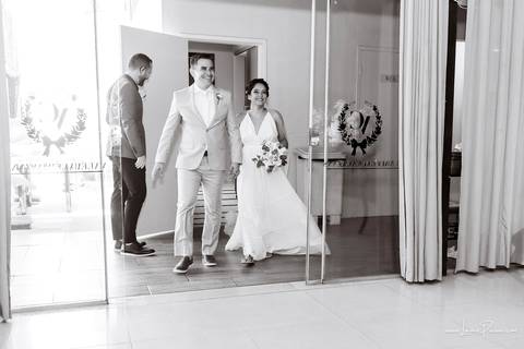 casamento, fotografia de casamento, fotógrafo de casamento, casal, wedding, fotografo em natal, casamento religioso, decoração, casamento natal, valeria Calazans, catolico, igreja de candelaria,  vestido de noiva, familia, festa, casamento de dia, diurno'