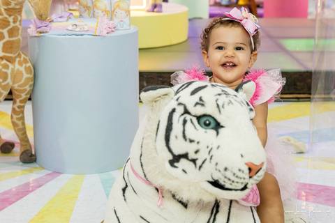 aniversario de 1 ano infantil de menina tema circo rosa,  Festa com decoração, doces, brincadeiras, diversão, bolo, familia, fotografia de aniversario, fotografo infantil, fotografo em natal, festa de menina'