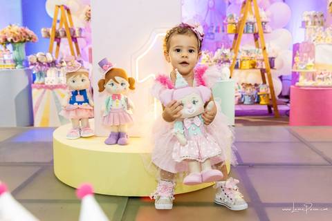 aniversario de 1 ano infantil de menina tema circo rosa,  Festa com decoração, doces, brincadeiras, diversão, bolo, familia, fotografia de aniversario, fotografo infantil, fotografo em natal, festa de menina'