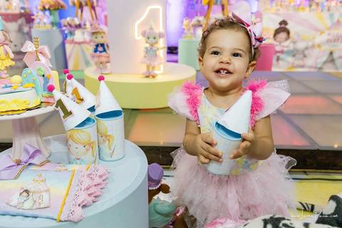 aniversario de 1 ano infantil de menina tema circo rosa,  Festa com decoração, doces, brincadeiras, diversão, bolo, familia, fotografia de aniversario, fotografo infantil, fotografo em natal, festa de menina'