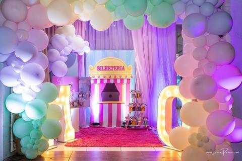 aniversario de 1 ano infantil de menina tema circo rosa,  Festa com decoração, doces, brincadeiras, diversão, bolo, familia, fotografia de aniversario, fotografo infantil, fotografo em natal, festa de menina'