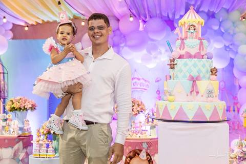 aniversario de 1 ano infantil de menina tema circo rosa,  Festa com decoração, doces, brincadeiras, diversão, bolo, familia, fotografia de aniversario, fotografo infantil, fotografo em natal, festa de menina'