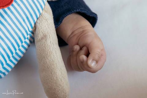Ensaio newborn, em casa, recem nascido, quarto do bebe, irmãos, gemeos, casal, pais, fotografia de familia, foto em casa, quarto do bebe, decoração do quarto, ensaio de familia, fotografia newborn, primeiros dias, fotografo em natal, detalhes, '