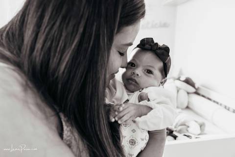 Ensaio newborn, em casa, recem nascido, quarto do bebe, irmãos, gemeos, casal, pais, fotografia de familia, foto em casa, quarto do bebe, decoração do quarto, ensaio de familia, fotografia newborn, primeiros dias, fotografo em natal, detalhes, '