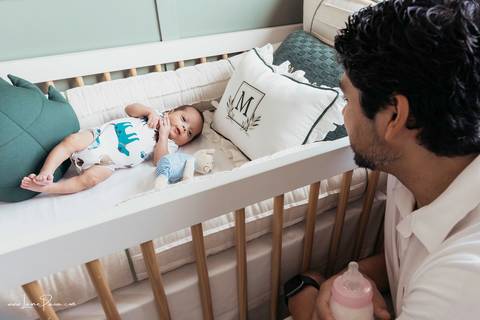 Ensaio newborn, em casa, recem nascido, quarto do bebe, irmãos, gemeos, casal, pais, fotografia de familia, foto em casa, quarto do bebe, decoração do quarto, ensaio de familia, fotografia newborn, primeiros dias, fotografo em natal, detalhes, '