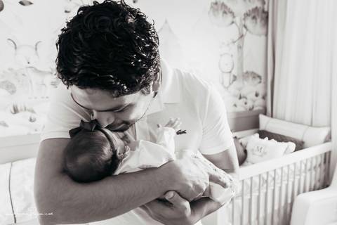 Ensaio newborn, em casa, recem nascido, quarto do bebe, irmãos, gemeos, casal, pais, fotografia de familia, foto em casa, quarto do bebe, decoração do quarto, ensaio de familia, fotografia newborn, primeiros dias, fotografo em natal, detalhes, '