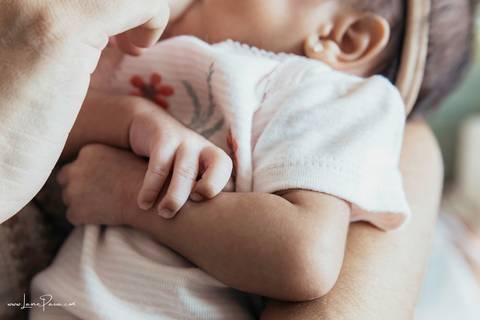 Ensaio newborn, em casa, recem nascido, quarto do bebe, irmãos, gemeos, casal, pais, fotografia de familia, foto em casa, quarto do bebe, decoração do quarto, ensaio de familia, fotografia newborn, primeiros dias, fotografo em natal, detalhes, '