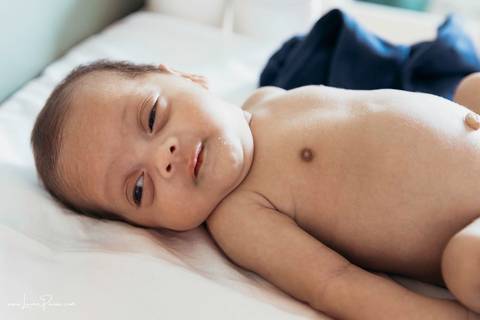 Ensaio newborn, em casa, recem nascido, quarto do bebe, irmãos, gemeos, casal, pais, fotografia de familia, foto em casa, quarto do bebe, decoração do quarto, ensaio de familia, fotografia newborn, primeiros dias, fotografo em natal, detalhes, '