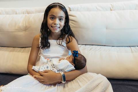 Ensaio newborn, em casa, recem nascido, quarto do bebe, irmãos, gemeos, casal, pais, fotografia de familia, foto em casa, quarto do bebe, decoração do quarto, ensaio de familia, fotografia newborn, primeiros dias, fotografo em natal, detalhes, '