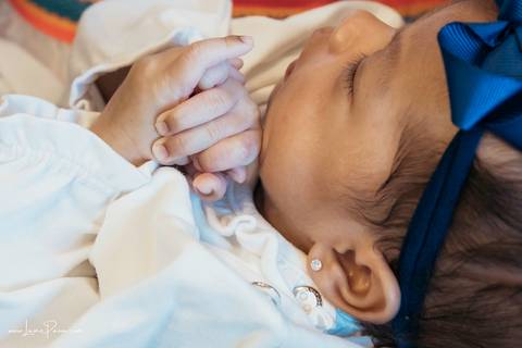 Ensaio newborn, em casa, recem nascido, quarto do bebe, irmãos, gemeos, casal, pais, fotografia de familia, foto em casa, quarto do bebe, decoração do quarto, ensaio de familia, fotografia newborn, primeiros dias, fotografo em natal, detalhes, '