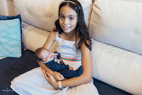 Ensaio newborn, em casa, recem nascido, quarto do bebe, irmãos, gemeos, casal, pais, fotografia de familia, foto em casa, quarto do bebe, decoração do quarto, ensaio de familia, fotografia newborn, primeiros dias, fotografo em natal, detalhes, '