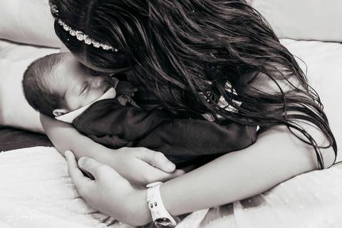 Ensaio newborn, em casa, recem nascido, quarto do bebe, irmãos, gemeos, casal, pais, fotografia de familia, foto em casa, quarto do bebe, decoração do quarto, ensaio de familia, fotografia newborn, primeiros dias, fotografo em natal, detalhes, '