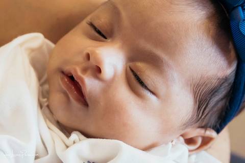 Ensaio newborn, em casa, recem nascido, quarto do bebe, irmãos, gemeos, casal, pais, fotografia de familia, foto em casa, quarto do bebe, decoração do quarto, ensaio de familia, fotografia newborn, primeiros dias, fotografo em natal, detalhes, '