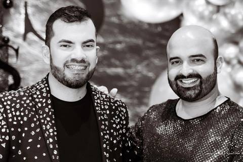 aniversario de 40 anos, tema boate, Chaplin Recepções, Algodão doce Cerimonial,  Banda Som e Balanço , Sax in the House, bolo, familia, fotografia de aniversario, festa, fotografo em natal, amigos, aniversario de adulto, moda, looks, club, night, gay'