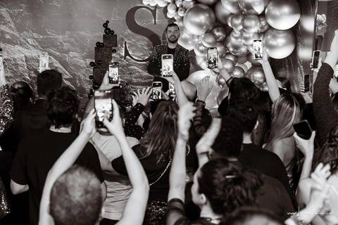 aniversario de 40 anos, tema boate, Chaplin Recepções, Algodão doce Cerimonial,  Banda Som e Balanço , Sax in the House, bolo, familia, fotografia de aniversario, festa, fotografo em natal, amigos, aniversario de adulto, moda, looks, club, night, gay'