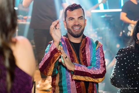 aniversario de 40 anos, tema boate, Chaplin Recepções, Algodão doce,  Banda Som e Balanço , Sax in the House, bolo, familia, fotografia de aniversario, festa, fotografo em natal, amigos, aniversario de adulto, moda, looks, club, night, gay, brilho'