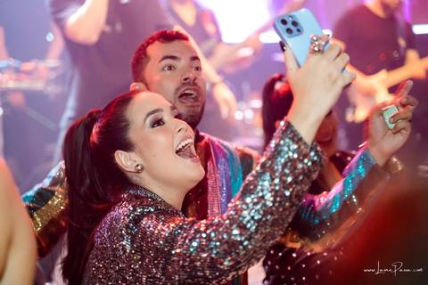 aniversario de 40 anos, tema boate, Chaplin Recepções, Algodão doce,  Banda Som e Balanço , Sax in the House, bolo, familia, fotografia de aniversario, festa, fotografo em natal, amigos, aniversario de adulto, moda, looks, club, night, gay, brilho'