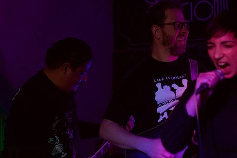 Show da ultra 77 no Armazém 77 lilian, rafael e markus na mesma cena'