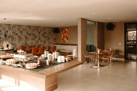 chá de bebê da maya espaço do salão onde foi colocado o buffet'