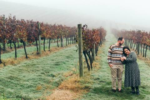 ensaio de inverno pré wedding na serra gaucha daniela radavelli fotografia outono no vale dos vinhedos ensaio de casal no frio '