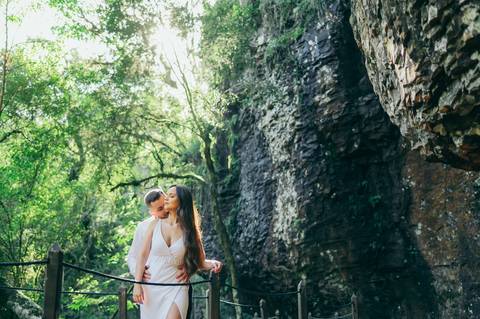ensaio pré casamento nova prata caldas de prata daniela radavelli fotografia ensaio de casal em nova prata parque de agua termal'