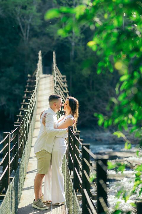 ensaio pré casamento nova prata caldas de prata daniela radavelli fotografia ensaio de casal em nova prata parque de agua termal'