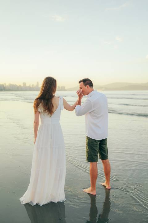 ensaio de casal em Santo SP pré wedding em São Paulo daniela radavelli fotografia fotos na praia em Santos '