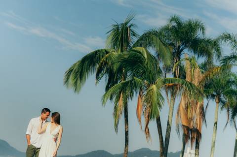 ensaio de casal em Santo SP pré wedding em São Paulo daniela radavelli fotografia fotos na praia em Santos '