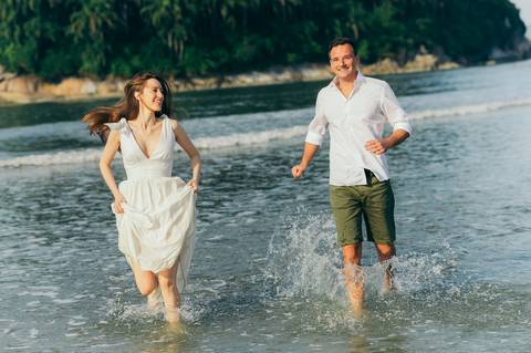 ensaio de casal em Santo SP pré wedding em São Paulo daniela radavelli fotografia fotos na praia em Santos '