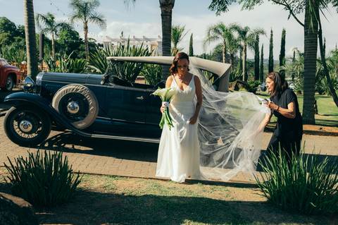 casamento ao ar livre de dia cerimonia externa  no santorini garden em garibaldi daniela radavelli fotografia fotógrafa de casamentos'