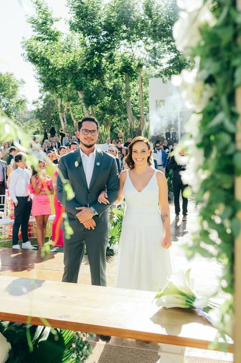 casamento ao ar livre de dia cerimonia externa  no santorini garden em garibaldi daniela radavelli fotografia fotógrafa de casamentos'