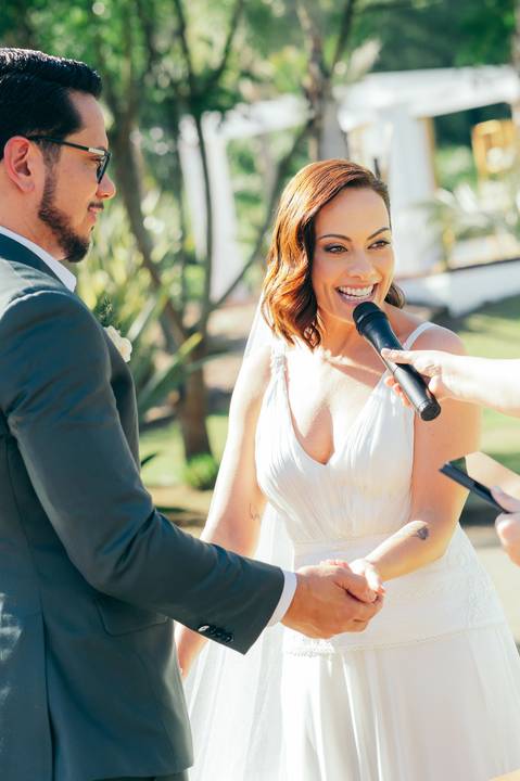 casamento ao ar livre de dia cerimonia externa  no santorini garden em garibaldi daniela radavelli fotografia fotógrafa de casamentos'