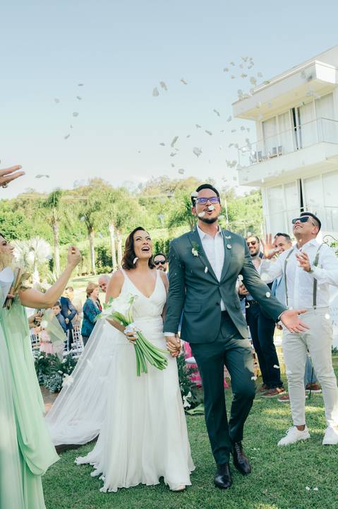 casamento ao ar livre de dia cerimonia externa  no santorini garden em garibaldi daniela radavelli fotografia fotógrafa de casamentos'