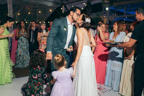 casamento ao ar livre de dia cerimonia externa  no santorini garden em garibaldi daniela radavelli fotografia fotógrafa de casamentos'