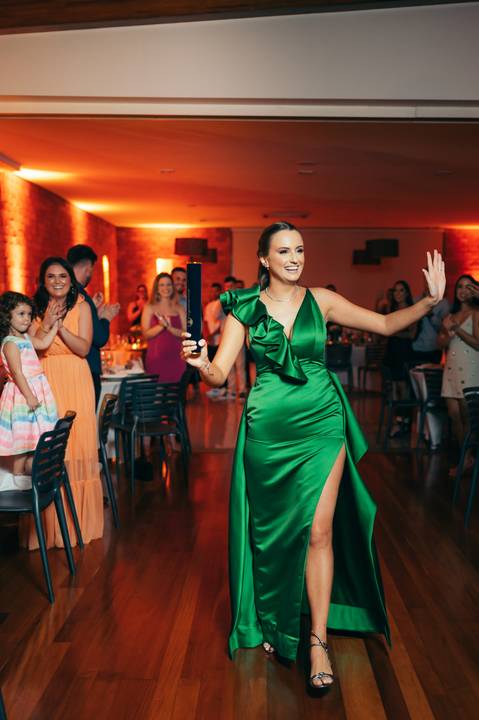 festa de formatura formanda em engenharia civil vestido de formatura verde make de formatura daniela radavelli fotógrafa serra gaúcha'