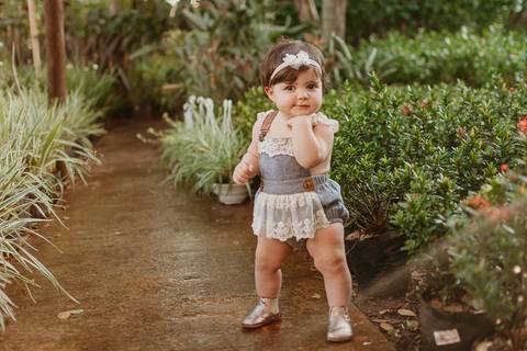 ensaio de acompanhamento de bebe; ensaio fotografico campo grande ; fotografo em campo grande; franciele duailibi photography; acompanhamento de bebe ; ensaio floricultura; campo grande ms ;  campo grande ; franciele duailibi; ensaio floricultura'