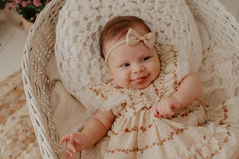 mini sessão; ensaio infantil; sessao de bebe; ensaio ;  fotografa campo grande; fotos de bebes; maternidade; campo grande; mini ensaio; acompanhamento de bebe, ensaio3 meses; ensaio de menina'