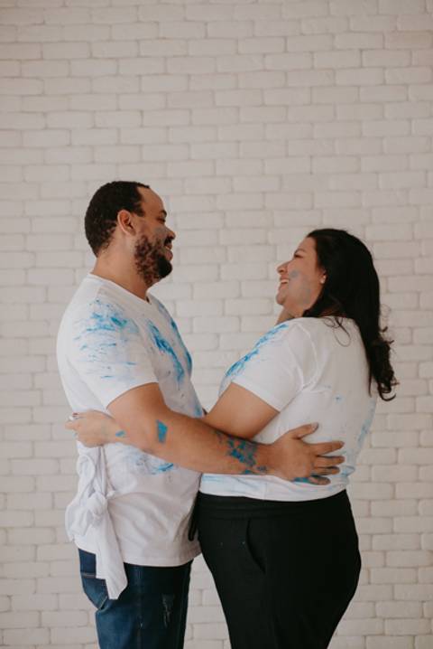 #ensaiorevelação ; franciele duailibi ; fotografo em campo grande; fotos revelação sexo do bebe; ensaio de gravida em campo grande; ; maternidade campo grande; fotografo de gravida; surpresa de gravida, revelação com tinta, surpresa com tinta'