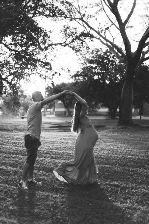 ensaio de gestante; fotos de gravida estudio ; estudio de fotos em campo grande; fotos fran duailibi; fotografa campo grande; fotografo de gestante; ensaio gravida; ensaio criativo gestante; fotos de gravida; gestante nu; maternidade candido mariano'