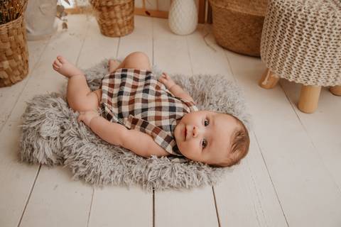 ensaio de bebê 3 meses no estudio, ensaio fotografico acompanhamento de bebê em campo grande, mato grosso do sul, fotografa franciele duailibi fotografia'