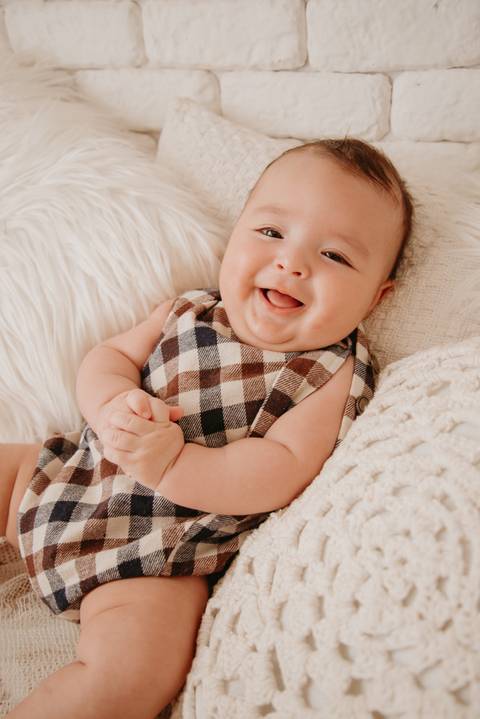 ensaio de bebê 3 meses no estudio, ensaio fotografico acompanhamento de bebê em campo grande, mato grosso do sul, fotografa franciele duailibi fotografia, '