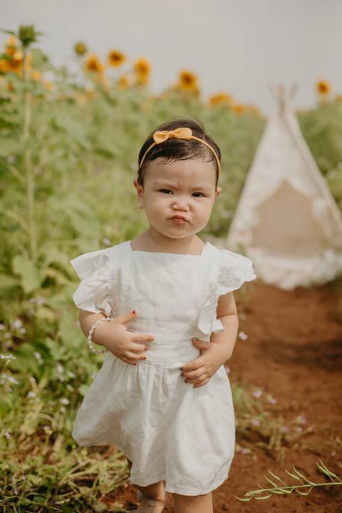 ensaio familia 2 aninhos, ensaio familia no girassol,  fotos de familia no girassol., campo de girasol em campo grande, ensaio bebe 2 aninhos no girassol, fotografo em campo grande; fotos de familia em campo grande; ensaio de gravida em campo grande'