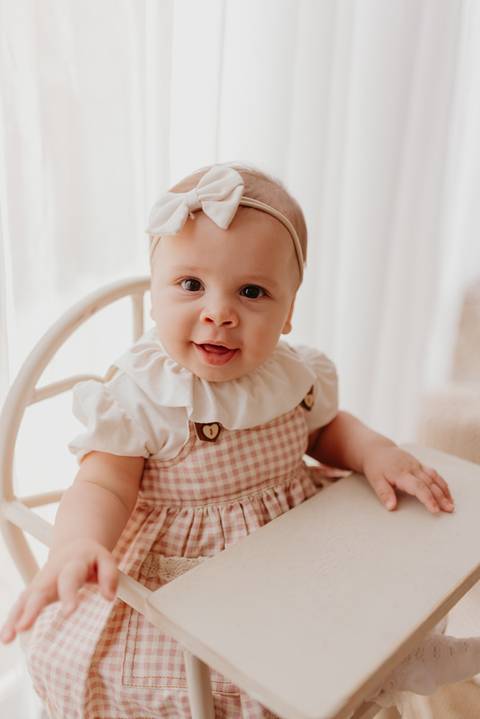 ensaio bebe menina 6 meses no estudio, estilo boho, ensaio melancia

fotos em familia no estudio

ensaio bebe na agua

agua com morango, bebe na bacia

agua banquinha'