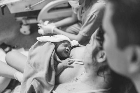 fotografia documental de parto normal, fotos de parto, parto normal em campo grande, nascimento de bebe, hospital el kadri'
